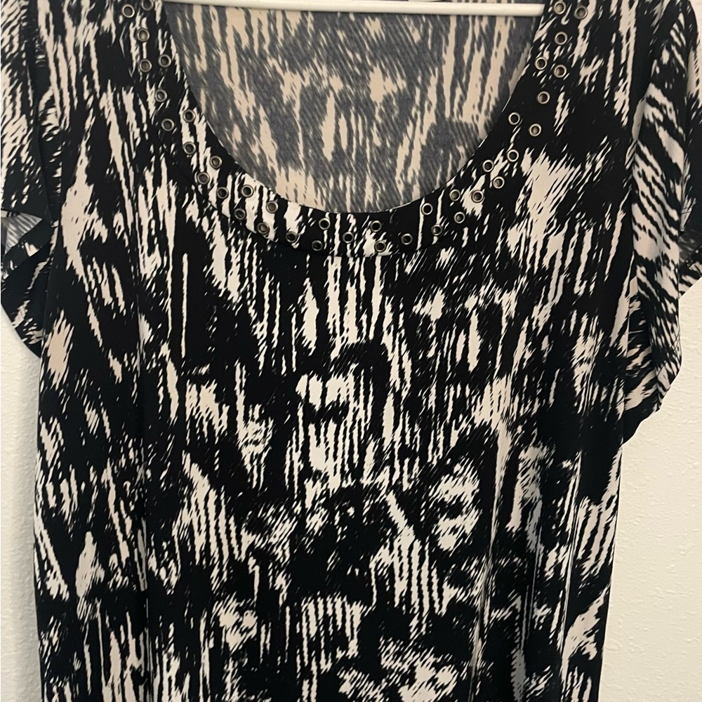 Liz Claiborne Black and White Abstract Women's Plus Size Top